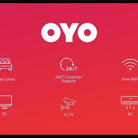 Oyo 18794 Hotel Colva Plaza Esterno foto